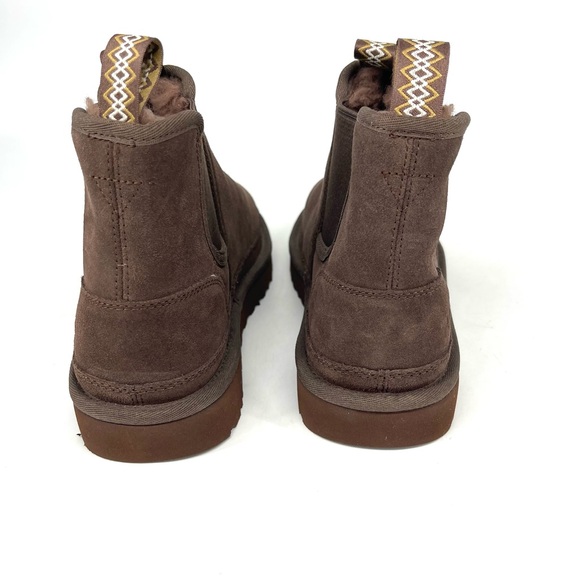 ✨NEW UGG Chocolate Brown Neumel Grizzly Chelsea Suede Boots Men US 8 Women 9.5 - Picture 5 of 11
